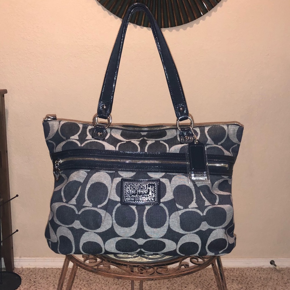 Like-new Coach